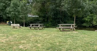 Aire de pique-nique de la Petite Prairie Aire de pique-nique de la Petite Prairie
