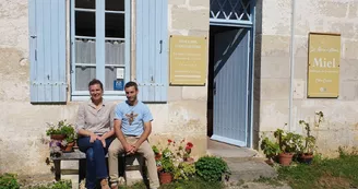 Les Apiers d'Aliénor - Ferme Apicole Les Apiers d'Aliénor - Ferme Apicole