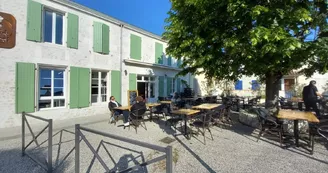 Le Café de la Place