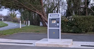 Aire de services camping-cars - Hiers-Brouage Aire de services camping-cars - Hiers-Brouage