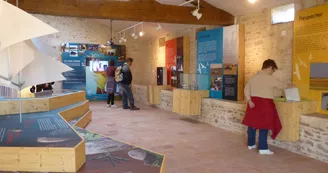 Espace d'accueil et muséographique de la réserve naturelle de Moëze-Oléron Espace d'accueil et muséographique de la réserve naturelle de Moëze-Oléron