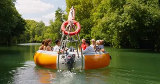 Balades à bord d'un bateau BBQ Benèze, péniche bar dégustation