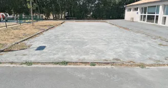 Skate park, pumptrack et terrain de pétanque