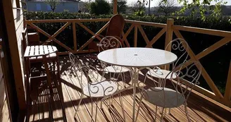 Camping Les Pilotis du Cognac Camping Les Pilotis du Cognac