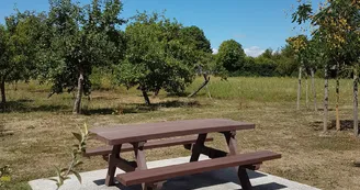 Aire de pique-nique du verger