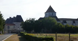Balzac-église et château Balzac-église et château