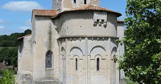 L'église de St Quentin de Chalais L'église de St Quentin de Chalais