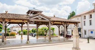 Les Halles de Baignes Sainte Radegonde Les Halles de Baignes Sainte Radegonde
