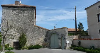 Commanderie Fouilloux - La Chapelle Commanderie Fouilloux - La Chapelle