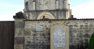 Entrée cimetière et église de La Frédière Entrée cimetière et église de La Frédière