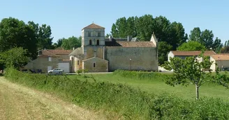 Vue de l'église - Saint-Amant-de-Bonnieure Vue de l'église - Saint-Amant-de-Bonnieure