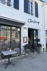 Chez George